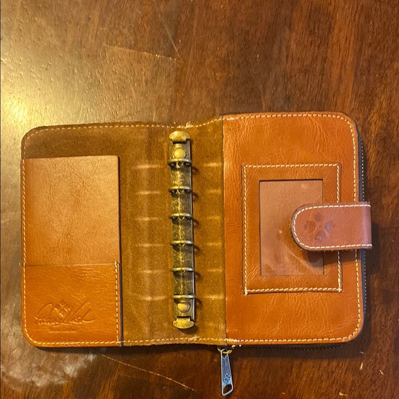 Patricia Nash Fini Agenda / Wallet - Picture 2 of 4